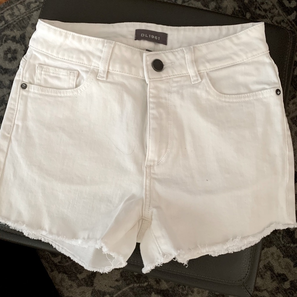 DL1961 Karlie Boyfriend Short